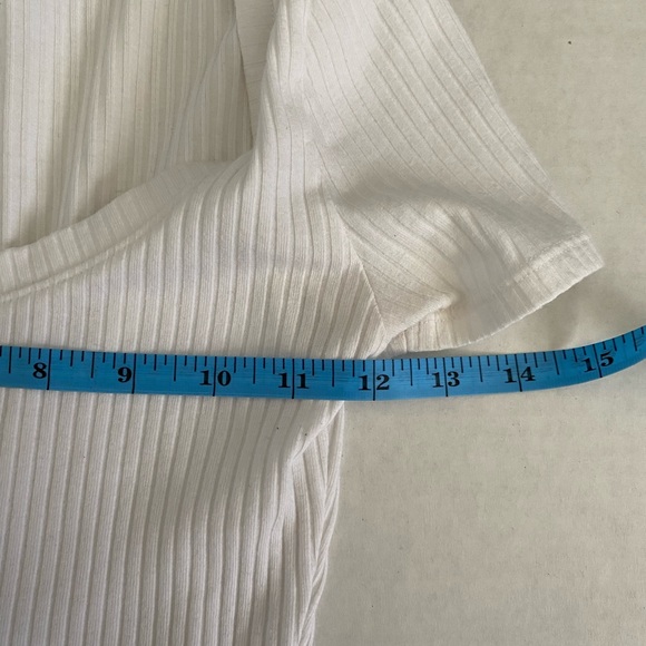 Hollister White Bodysuit Sz XS - Picture 5 of 5